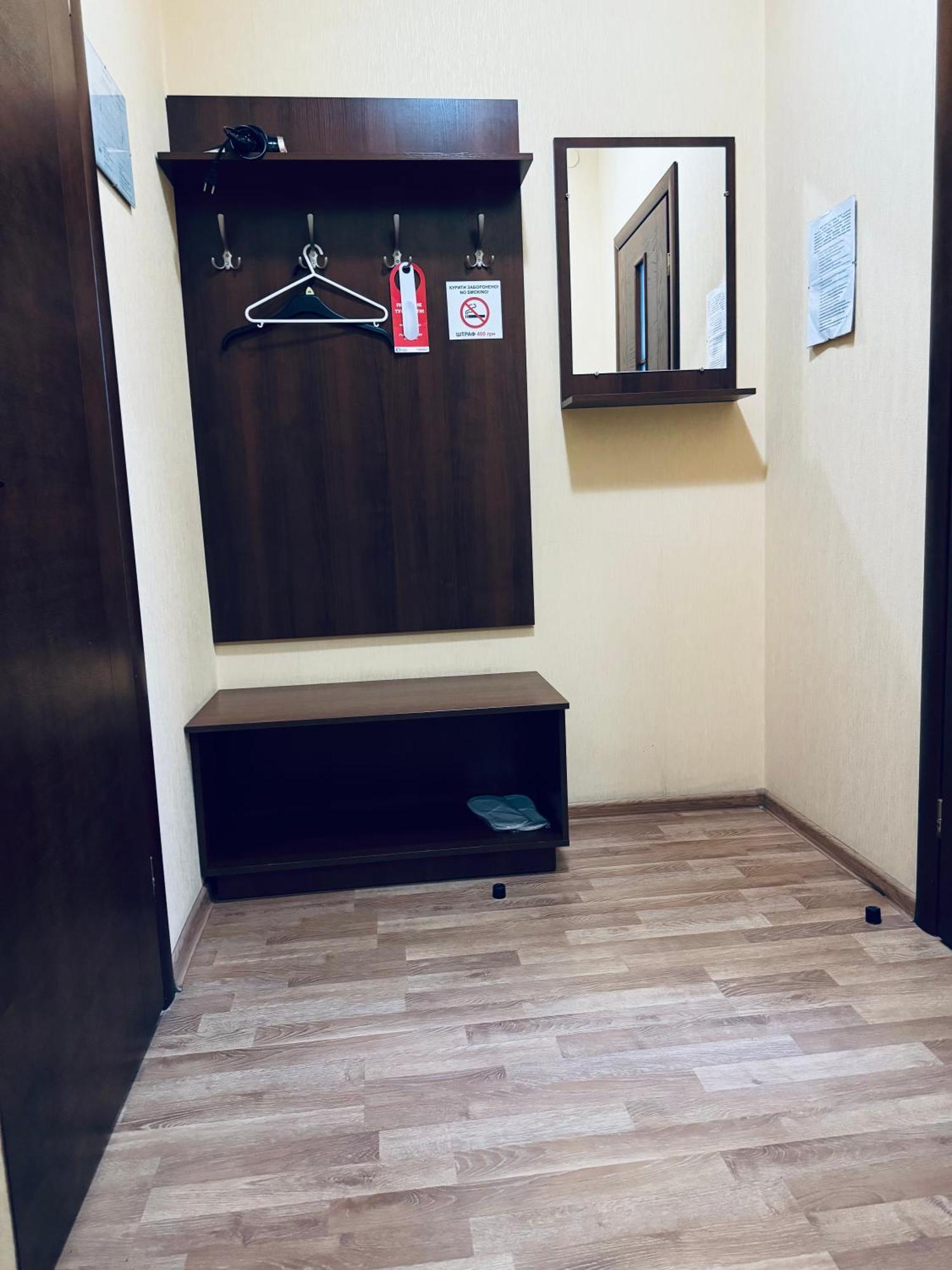 Etna Hotel Lviv Extérieur photo